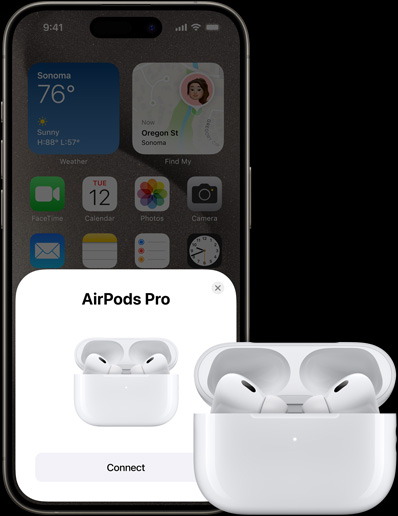 iPhone 15 Pro spiller av musikk ved siden av AirPods Pro