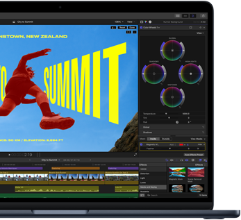 MacBook Air екран, частичен изглед, показващ редактиране на видео, за да се демонстрират възможностите на M5 чипа
