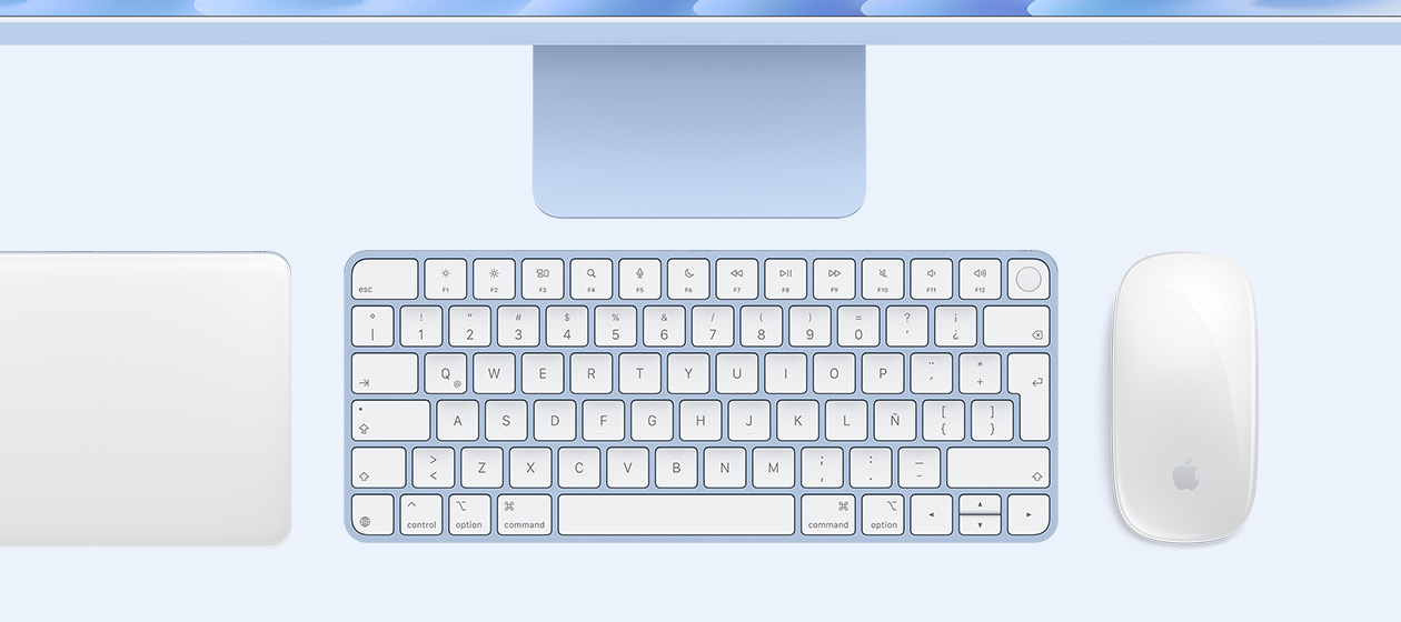 iMac, parte superior, color azul, Magic Trackpad, Magic Mouse y Magic Keyboard con Touch ID del mismo color