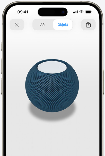 Der HomePod in Blau auf dem Display eines iPhone in AR Ansicht.