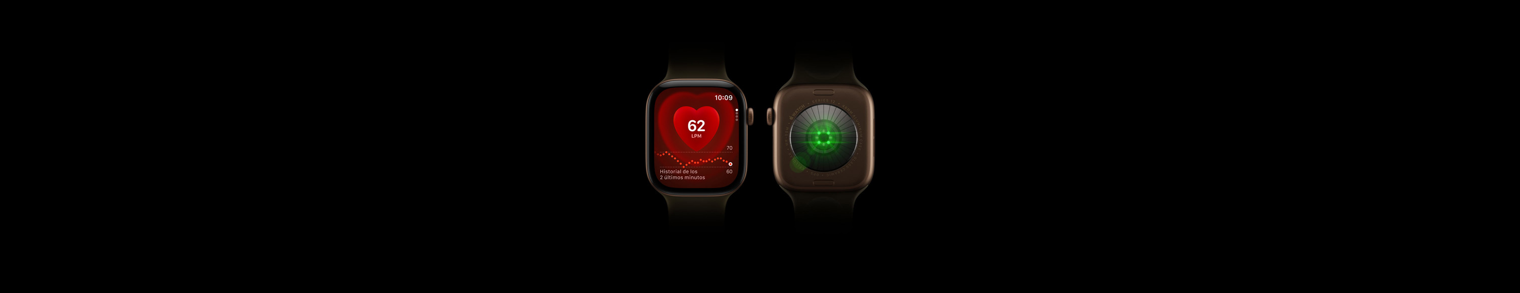 Dos Apple Watch Series 12, caja de aluminio, color bronce oscuro, correa deportiva verde oliva, uno muestra la parte delantera del reloj con la app Frecuencia Cardiaca, el otro muestra la parte trasera del reloj con el sistema de medición de salud con luces LED verdes brillantes
