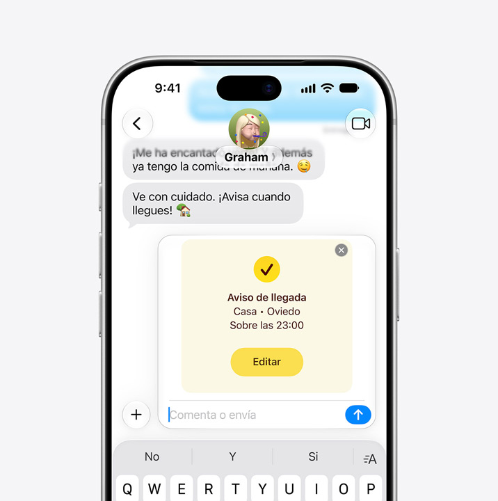 Pantalla de un iPhone con una conversación de Mensajes y la prestación Aviso de Llegada en uso