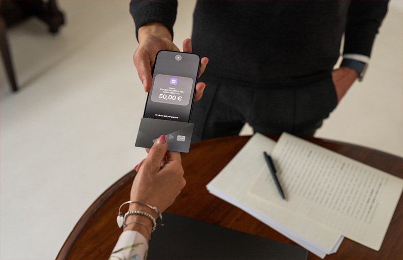 iPhonen Tap to Pay ‑toiminnon avulla Eugenio voi veloittaa maksuja asiakkailta suoraan ilman kortinlukijaa tai lisälaitteita.