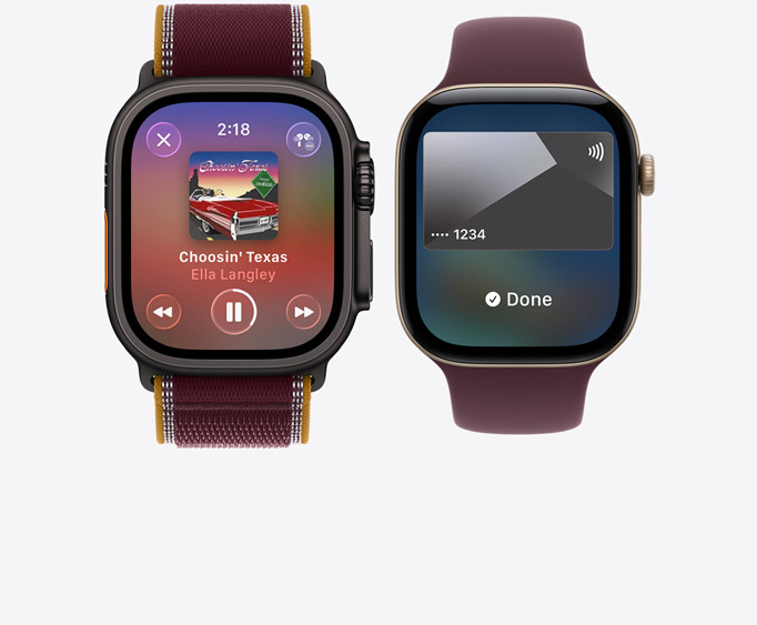 Apple Watch Ultra 4, kast van titanium, kleur zwart, scherm Huidige in Apple Music, Trail-bandje, kleur bordeauxrood; Apple Watch Series 12, kast van aluminium, kleur lichtgoud, Apple Pay-scherm, Apple Card, geweven sportbandje, kleur bordeauxrood