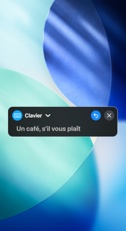 La fonctionnalité Synthèse vocale en direct prononce à voix haute la phrase « Un café noir, s’il vous plaît ».
