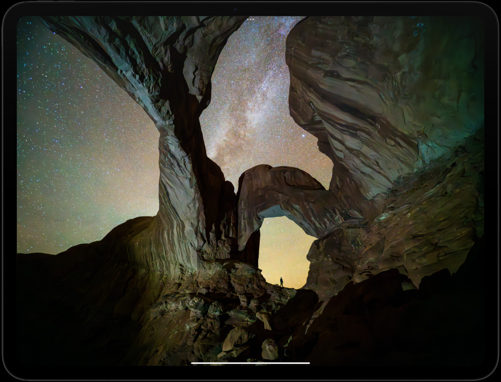 iPad Pro s prizorom svemirske letjelice