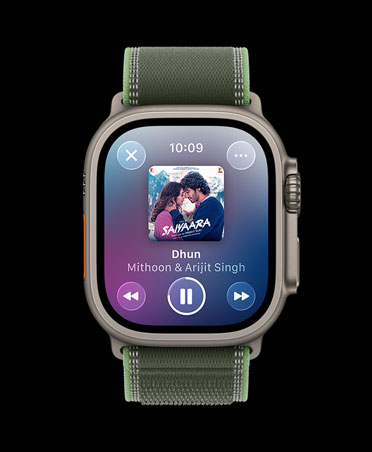 Apple Watch Ultra 3, titanium case, natural colour, Apple Music, workout playlist, controls, previous song, next song, pause, Trail Loop, green/neon colour