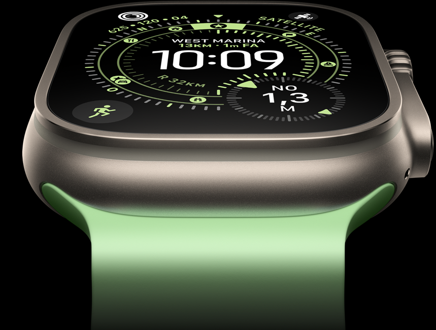 Apple Watch Ultra 3, cassa in titanio naturale, bussola sul quadrante Orienteering, cinturino Ocean verde neon
