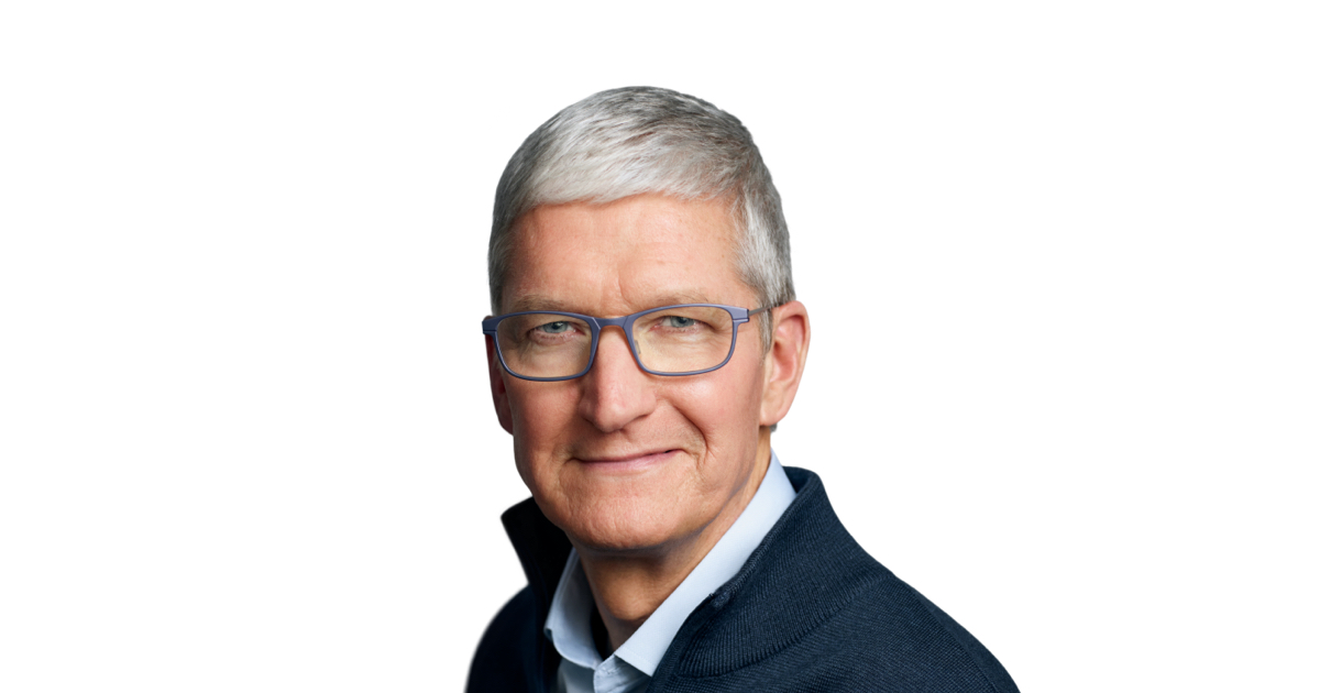 Photograph accompanying Gruber calls the iPhone Duo's squat outer display a compromise