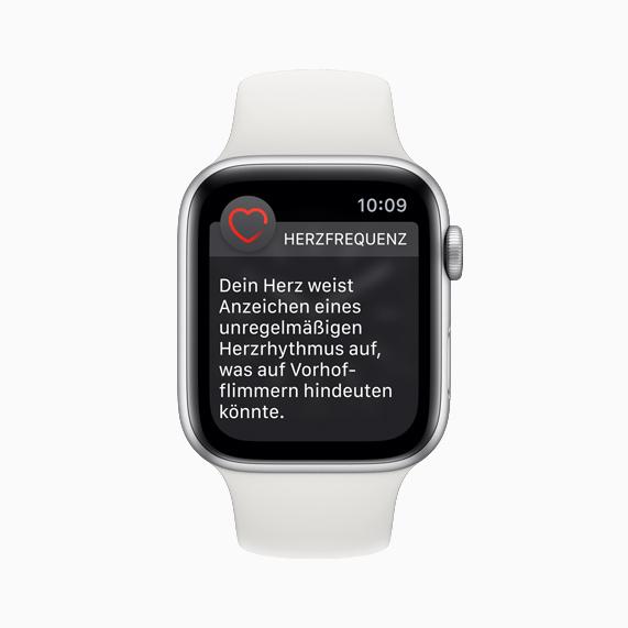 Apple Watch-Ziffernblatt mit Mitteilung über unregelmäßigen Herzrhythmus.