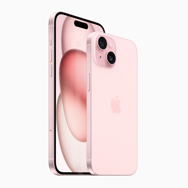 Modely iPhone 15 v růžové barevné variantě.