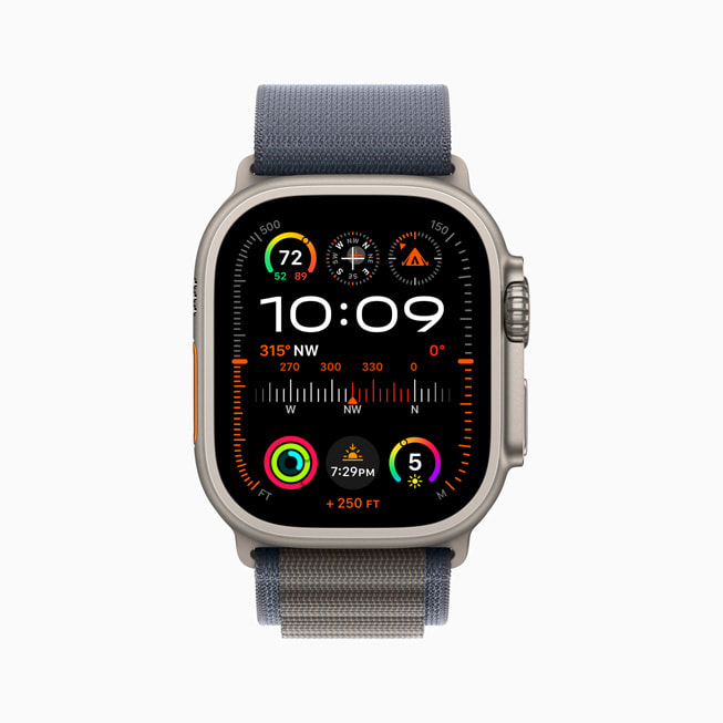 새로운 ‘모듈 Ultra’ 시계 페이스를 보여주는 Apple Watch Ultra 2.