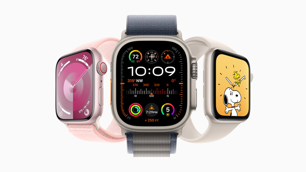 عرض لثلاثة موديلات من ساعة Apple Watch تمثل أحدث عائلة Apple Watch.