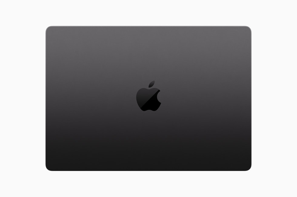 En stängd MacBook Pro visas ovanifrån mot en vit bakgrund.