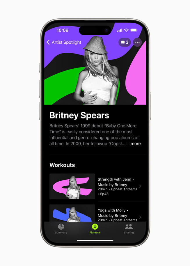 Une séance Artiste à l’honneur sur la musique de Britney Spears est affichée dans Apple Fitness+ sur un iPhone.