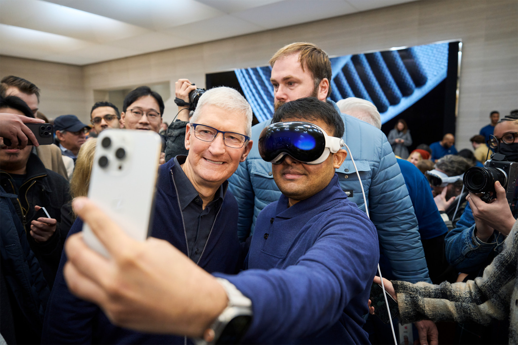 Apple、米国で「Vision Pro」を発売