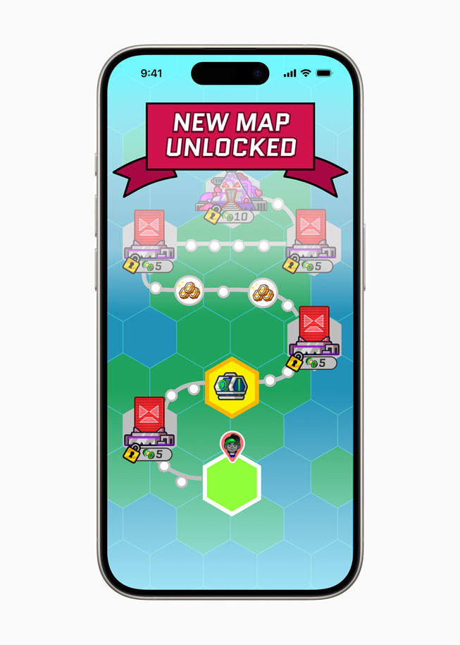 A map is shown in Run Legends on iPhone 15 Pro.