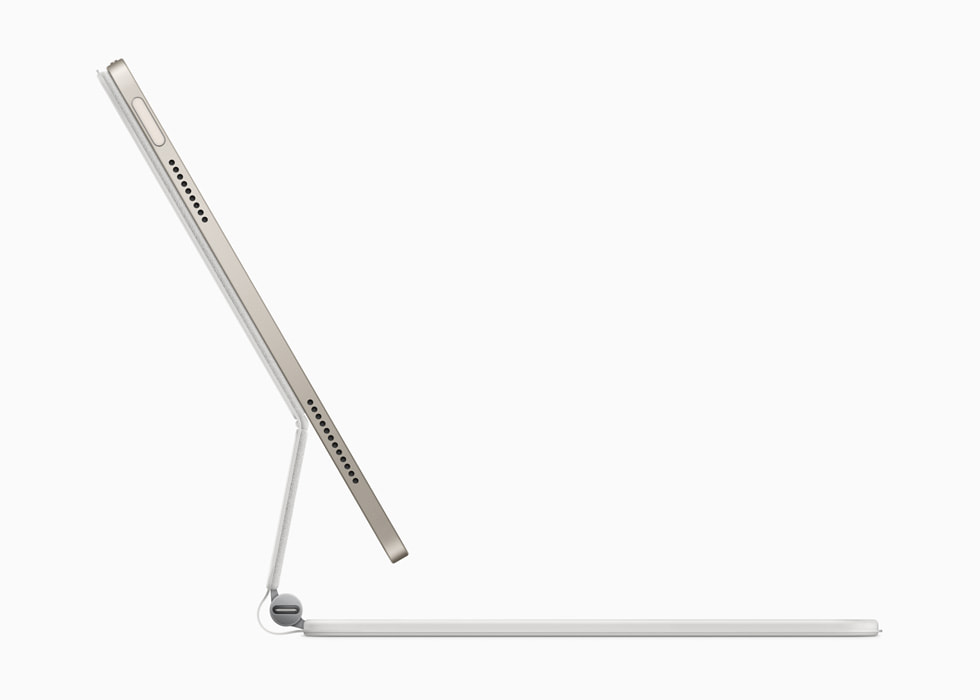 Vue latérale du Magic Keyboard associé au nouvel iPad Air.