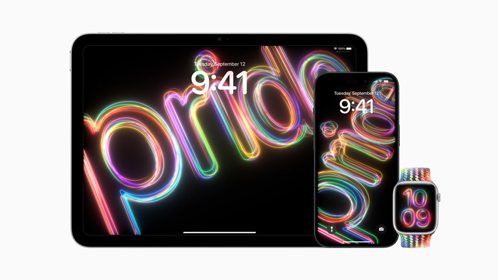 Apple Watch 展示全新 Pride Radiance 錶面，iPhone 和 iPad 則展示 iOS 與 iPadOS 背景圖片。