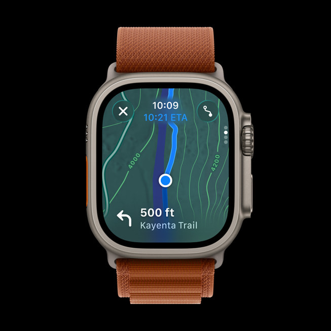 Apple Watch Ultra 3 的斜角圖，螢幕上顯示使用者在地圖上的位置。