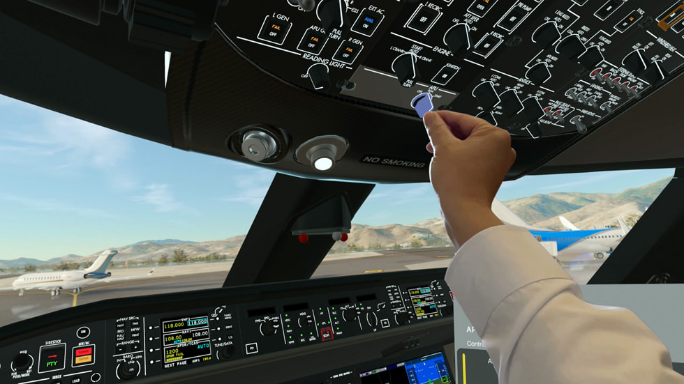 Una imagen de CAE usando Apple Vision Pro para una simulación de entrenamiento de vuelo.