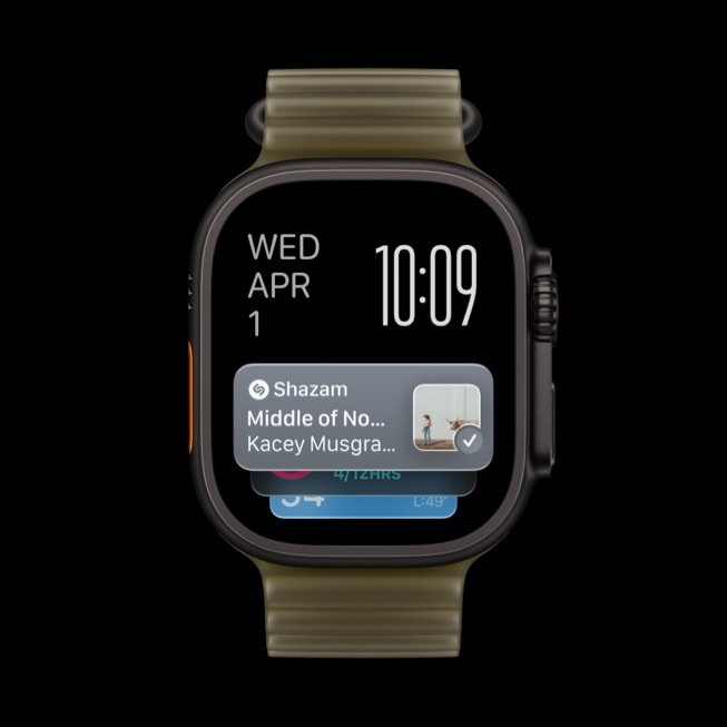 Aplikace Shazam zobrazuje v Chytré sadě na Apple Watch Ultra 4 skladbu od Kacey Musgraves.