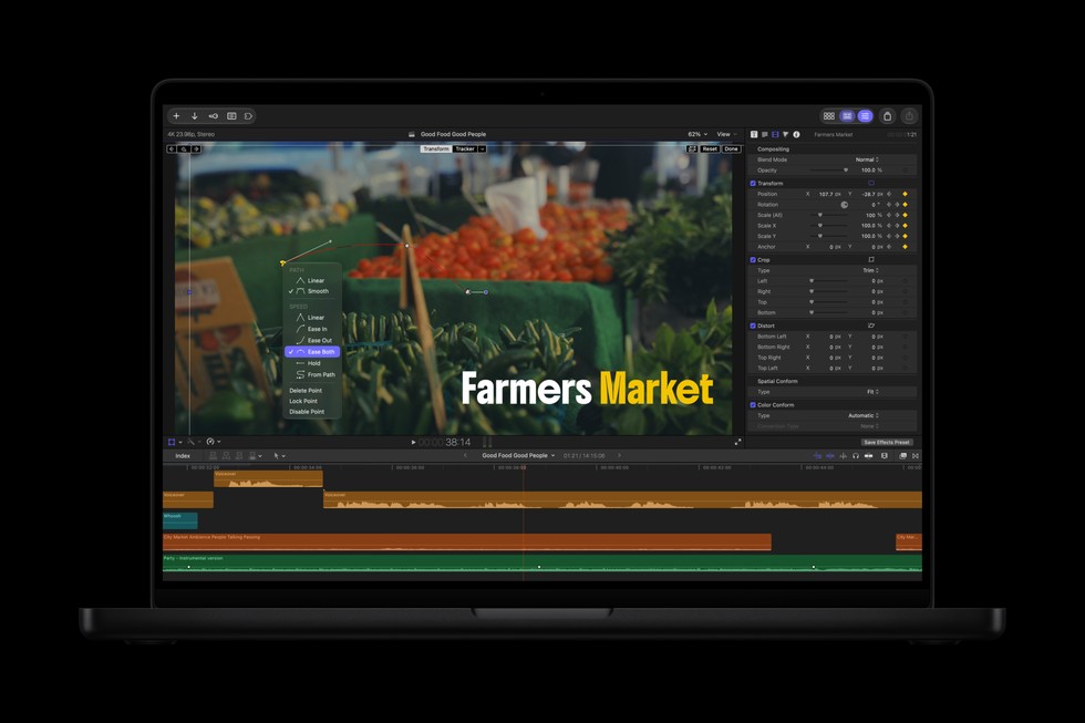 MacBook Pro hiển thị màn hình Final Cut Pro với tính năng điều chỉnh chuyển động mượt mà giữa các khung hình chính (keyframe easing).
