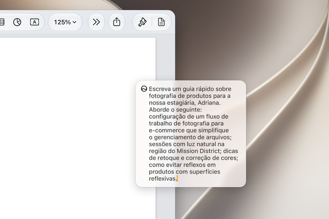 Uma pessoa usa a Siri AI para gerar um rascunho do zero.