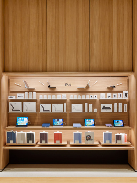 Et bilde av iPad-utstillingen i Apple Tysons Corner.
