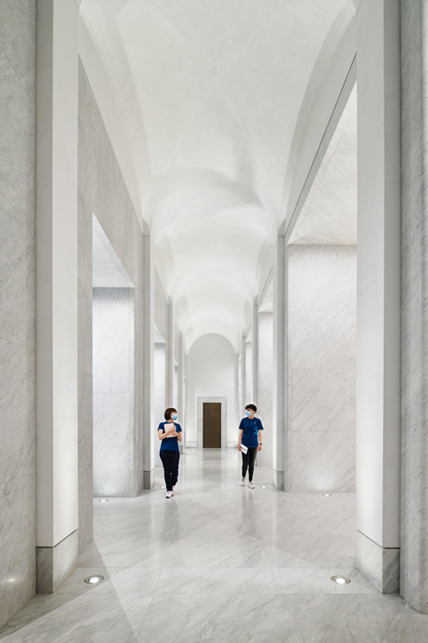 Marble hallway at Apple Via del Corso.