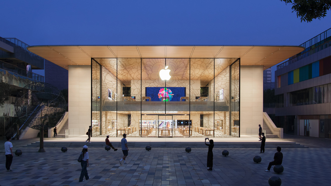 The new Apple Sanlitun opens today - Apple