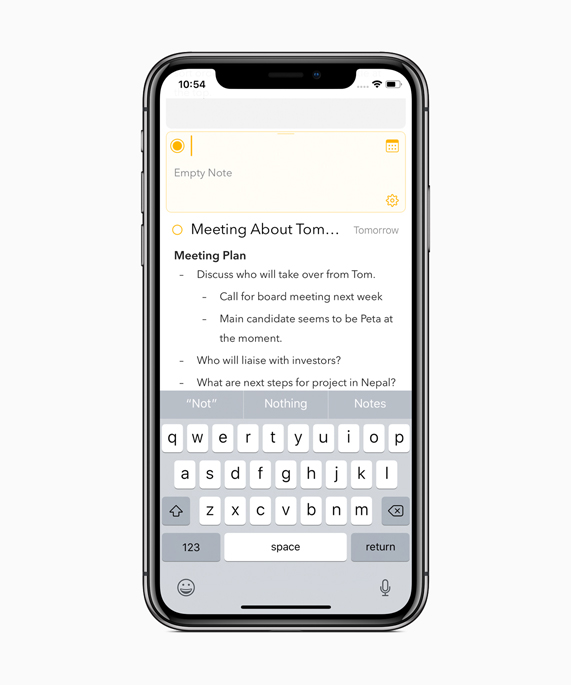 iPhone X que muestra en pantalla el software para tomar notas de Agenda