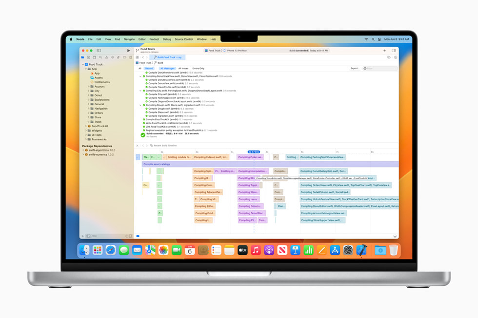 Xcode 14 is shown on MacBook Pro.