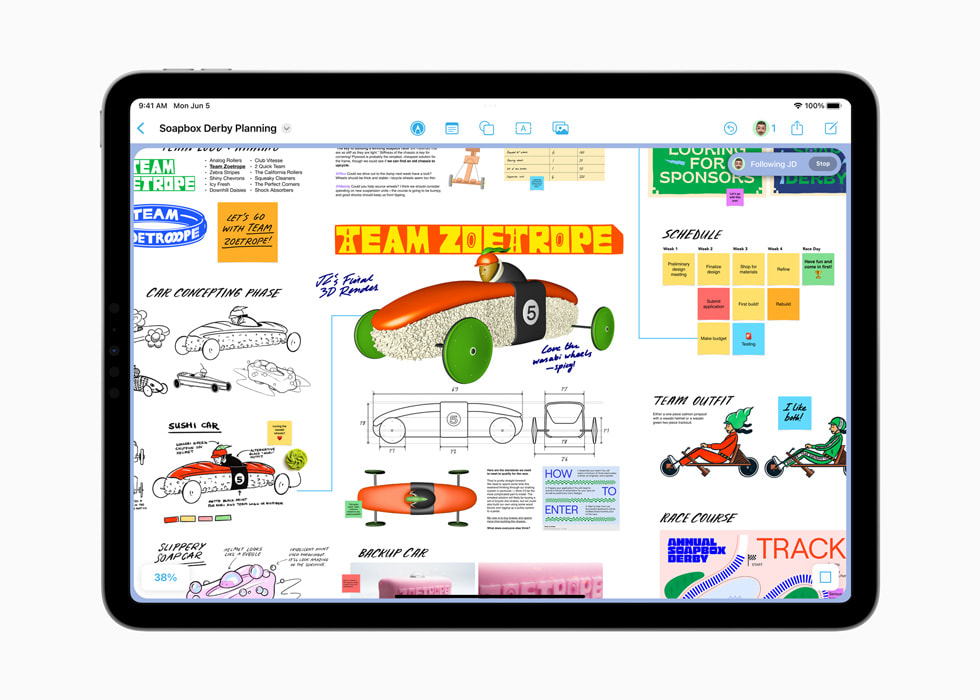 iPad Pro แสดงภาพวาดและสเก็ตช์ต่างๆ ที่มีการทำงานร่วมกันในแอป Freeform 