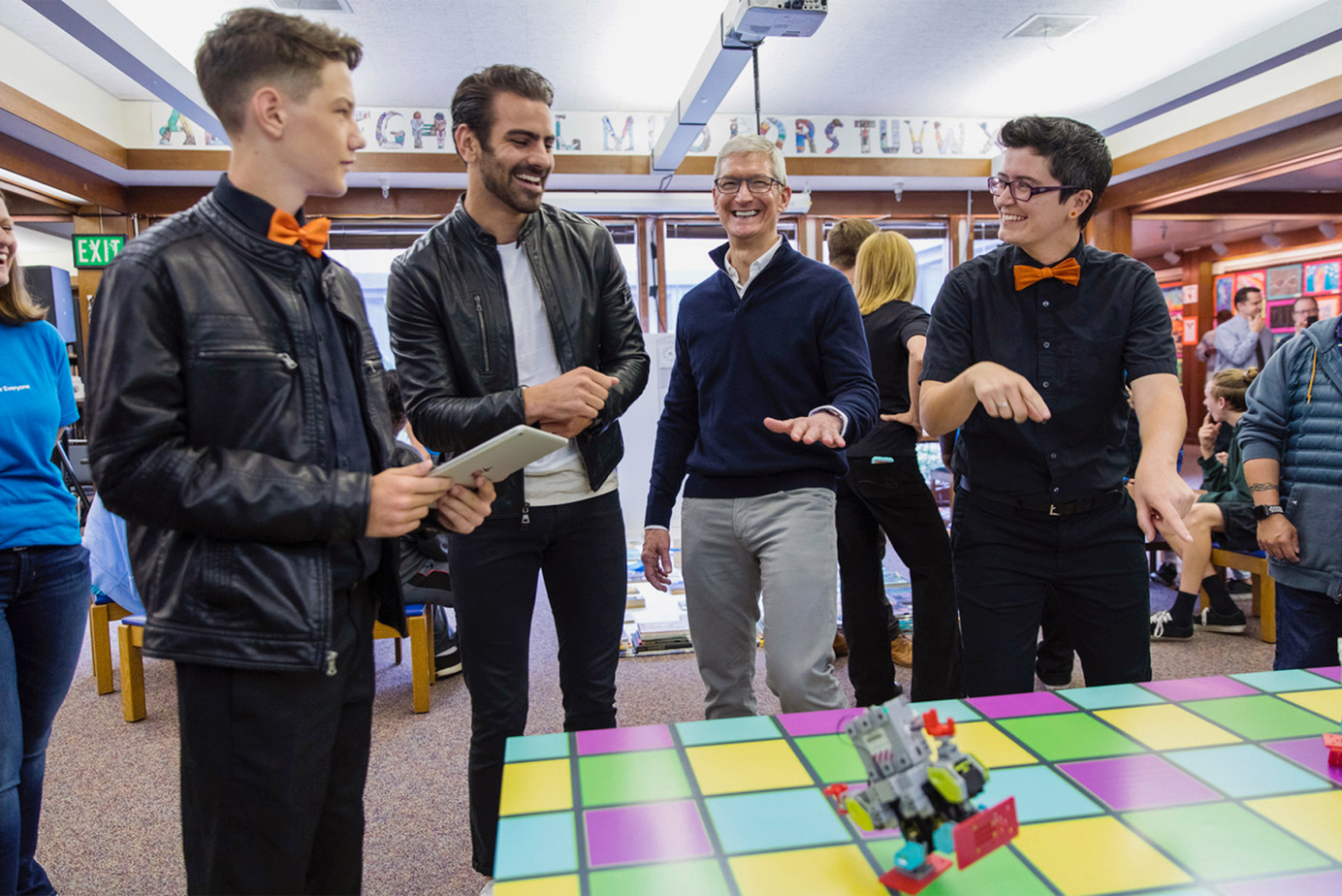 Tim Cook and Nyle DiMarco react to a robot dance sequence created by a student using Swift Playgrounds.