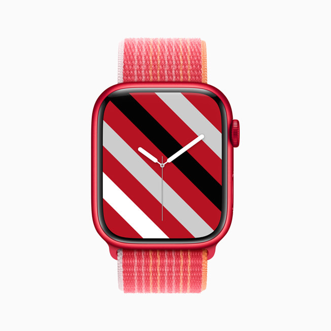 레드 색상의 스트라이프 시계 페이스를 보여주는 PRODUCT)RED Apple Watch Series 8 알루미늄 케이스와 스포츠 루프.