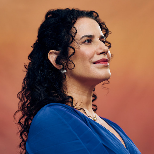 Un portrait de Susie Jaramillo, CEO et cofondatrice d’Encantos.