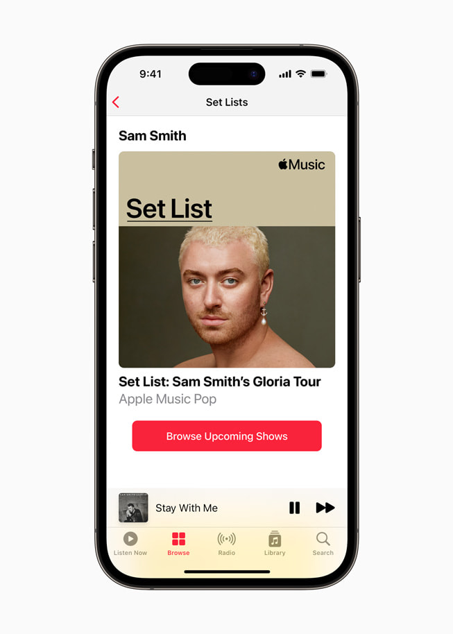 Scaletta del tour di Sam Smith in Apple Music mostrata su un iPhone 14 Pro. 
