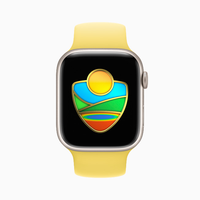 An icon showing the limited edition Activity Challenge is shown on Apple Watch Series 7.