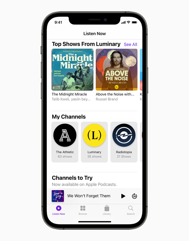 แถว "ช่องรายการของฉัน" ใน Apple Podcasts บน iPhone 12 Pro