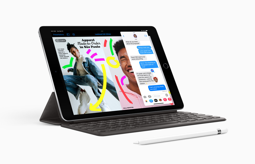 The new iPad with Apple Pencil (1st generation) and the Smart Keyboard.