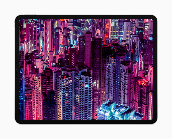 iPad Pro con pantalla Liquid Retina de borde a borde con esquinas redondeadas.