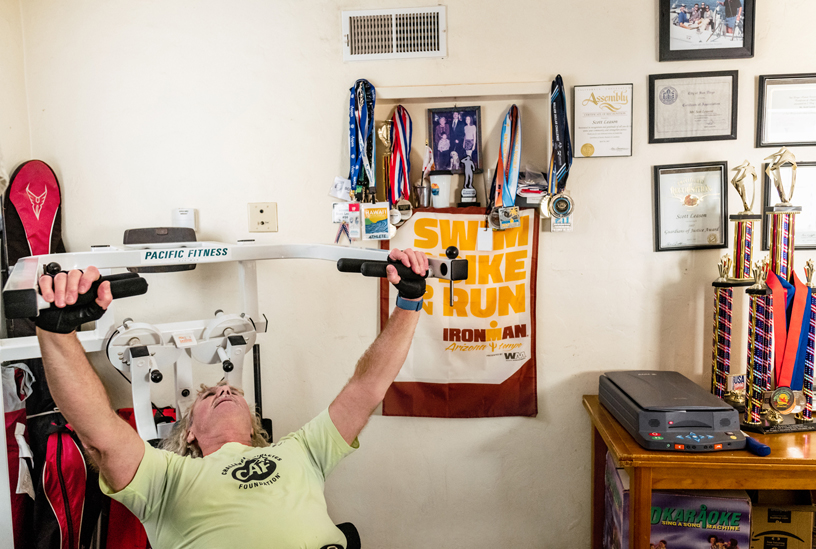 Leason 每天都會在家中進行兩小時刻苦的體能訓練。