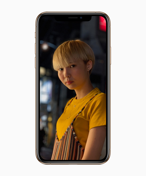 iPhone Xs muestra una imagen en modo Retrato con opción Reflector. 