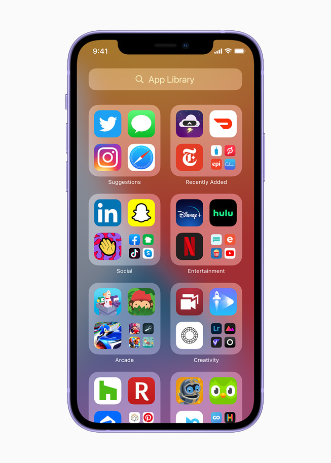 iPhone 12に搭載されたiOS 14で、ホーム画面のページの最後に表示されたAppライブラリ。