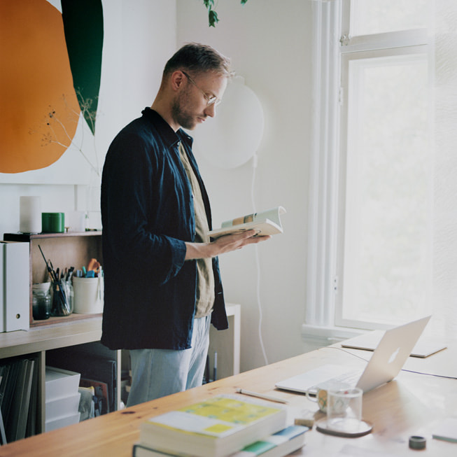 Antti Kalevi, artiste et collaborateur de Today at Apple.
