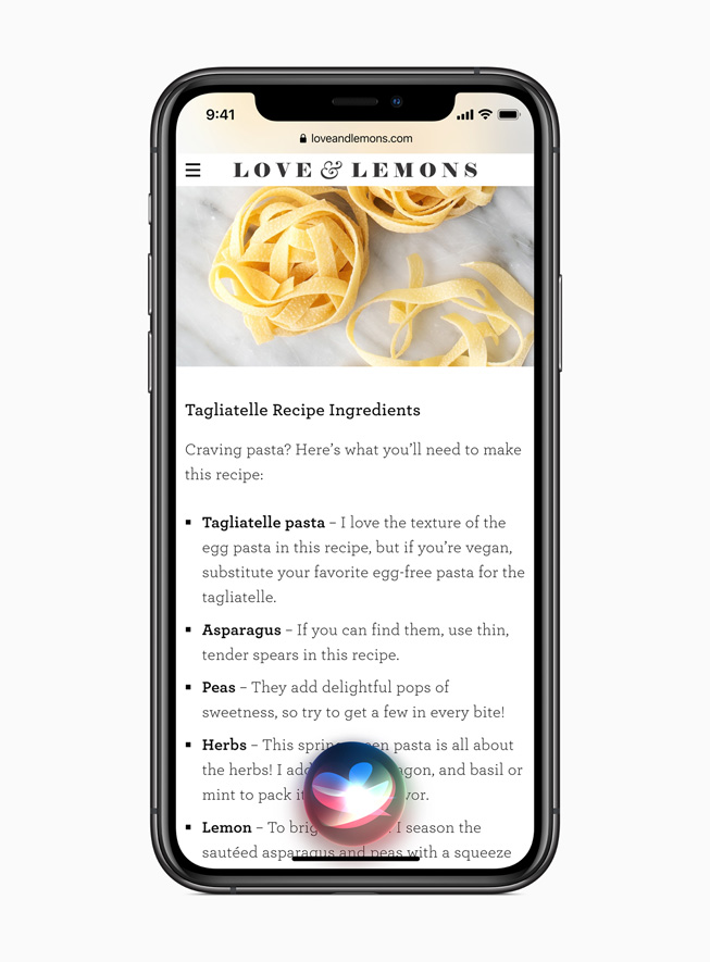 La experiencia Siri en iOS 14 se muestra en iPhone 11 Pro.