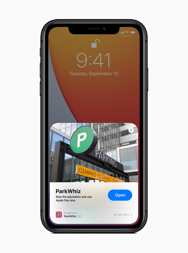 iPhone 11 Pro에 표시된 Park Whiz 앱의 App Clip.