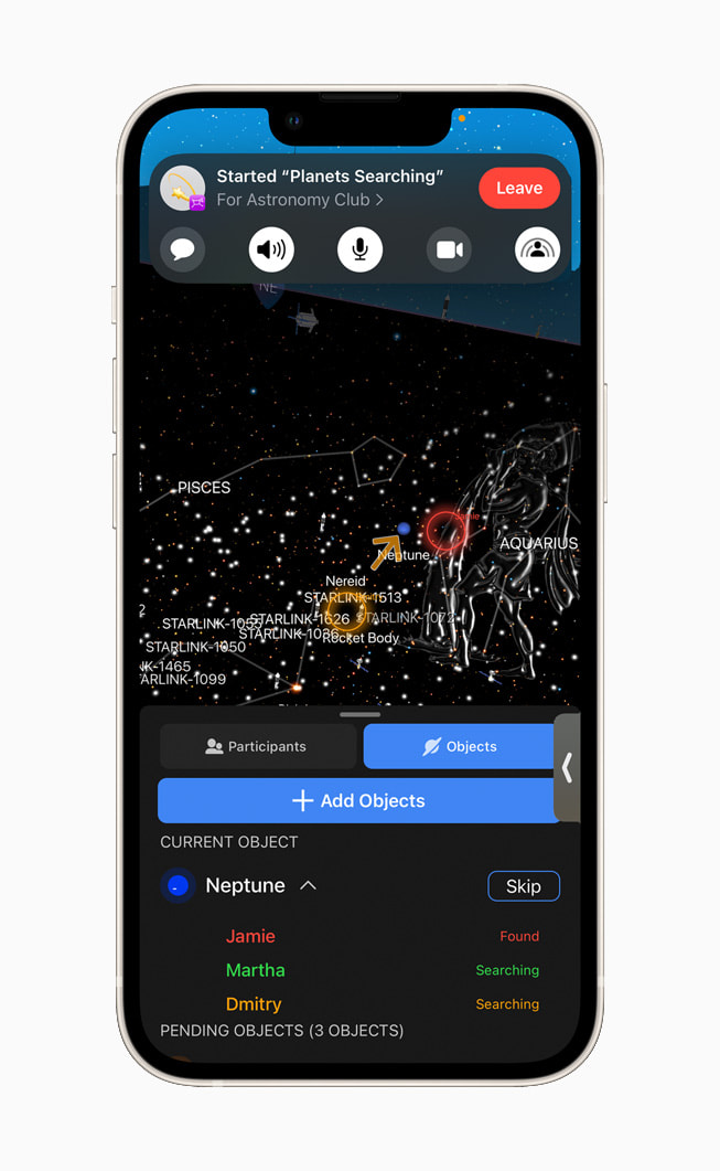 iPhone 13’te Night Sky uygulamasında SharePlay deneyimi gösteriliyor.