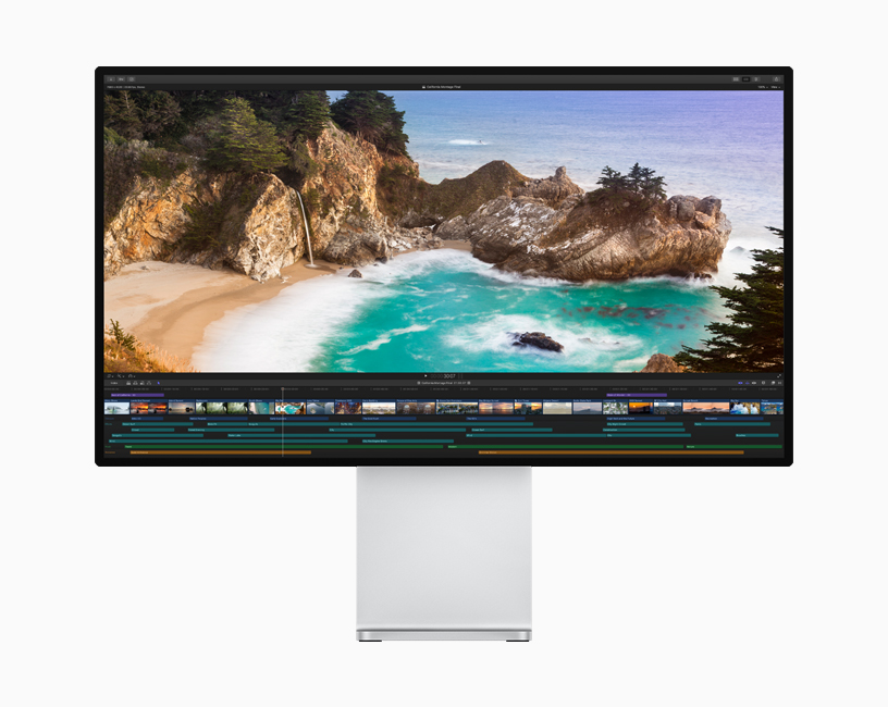 Final Cut Pro X على جهاز iMac Pro.